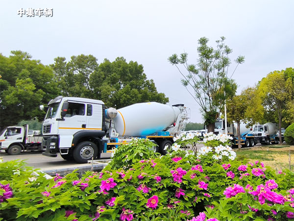 牡丹綻妍 譜寫(xiě)新篇 | 從車(chē)間到牡丹園，這些行業(yè)大腕為何集體"點(diǎn)贊"？