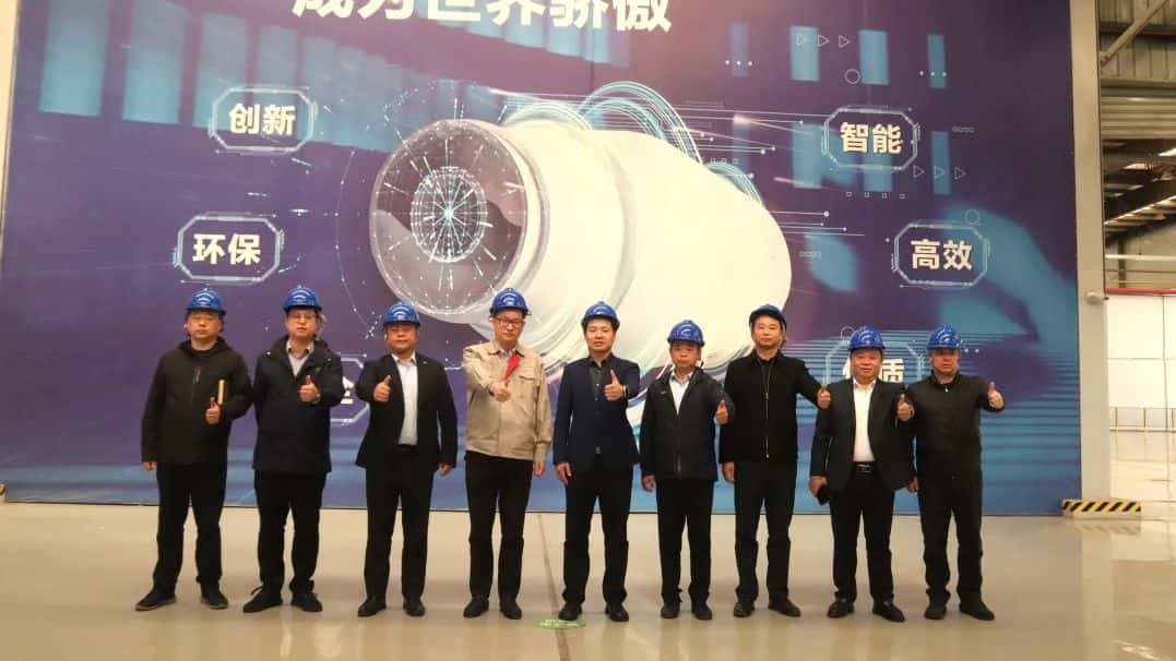 陜重汽與中集車輛攪拌車業(yè)務(wù)集團深度交流，共繪合作新藍圖