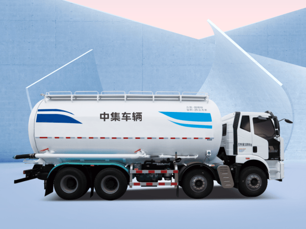 中集車輛粉罐家族實力登場，揭秘粉粒物料運輸車的"高效可靠"之道！