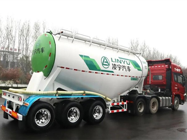 選粉罐車認(rèn)準(zhǔn)“小白罐”，理由超簡單